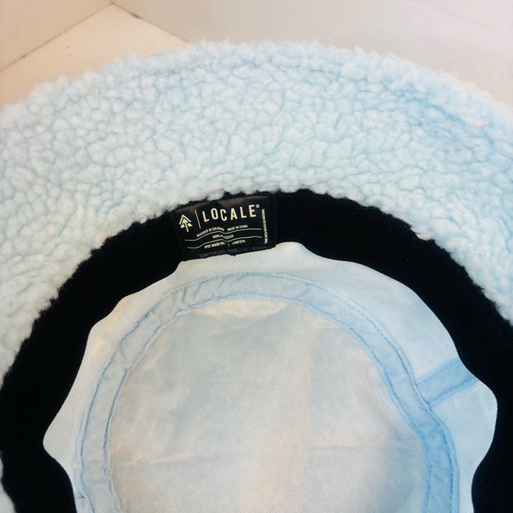 Cozy Cream Bucket Hat - Picture 8 of 9